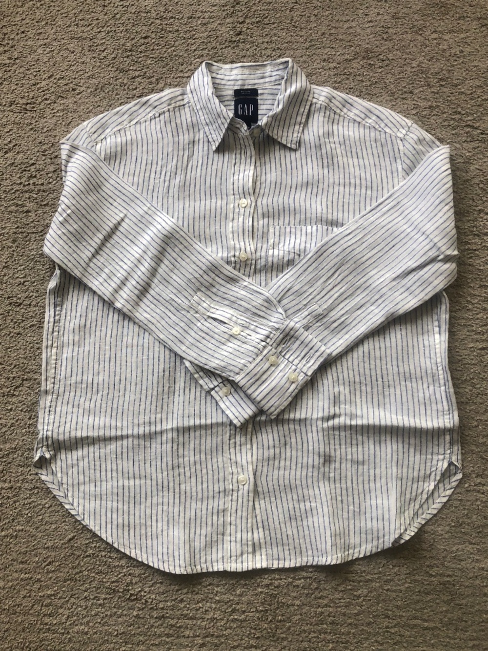 Gap- 100% Linen Shirt. NWOT.